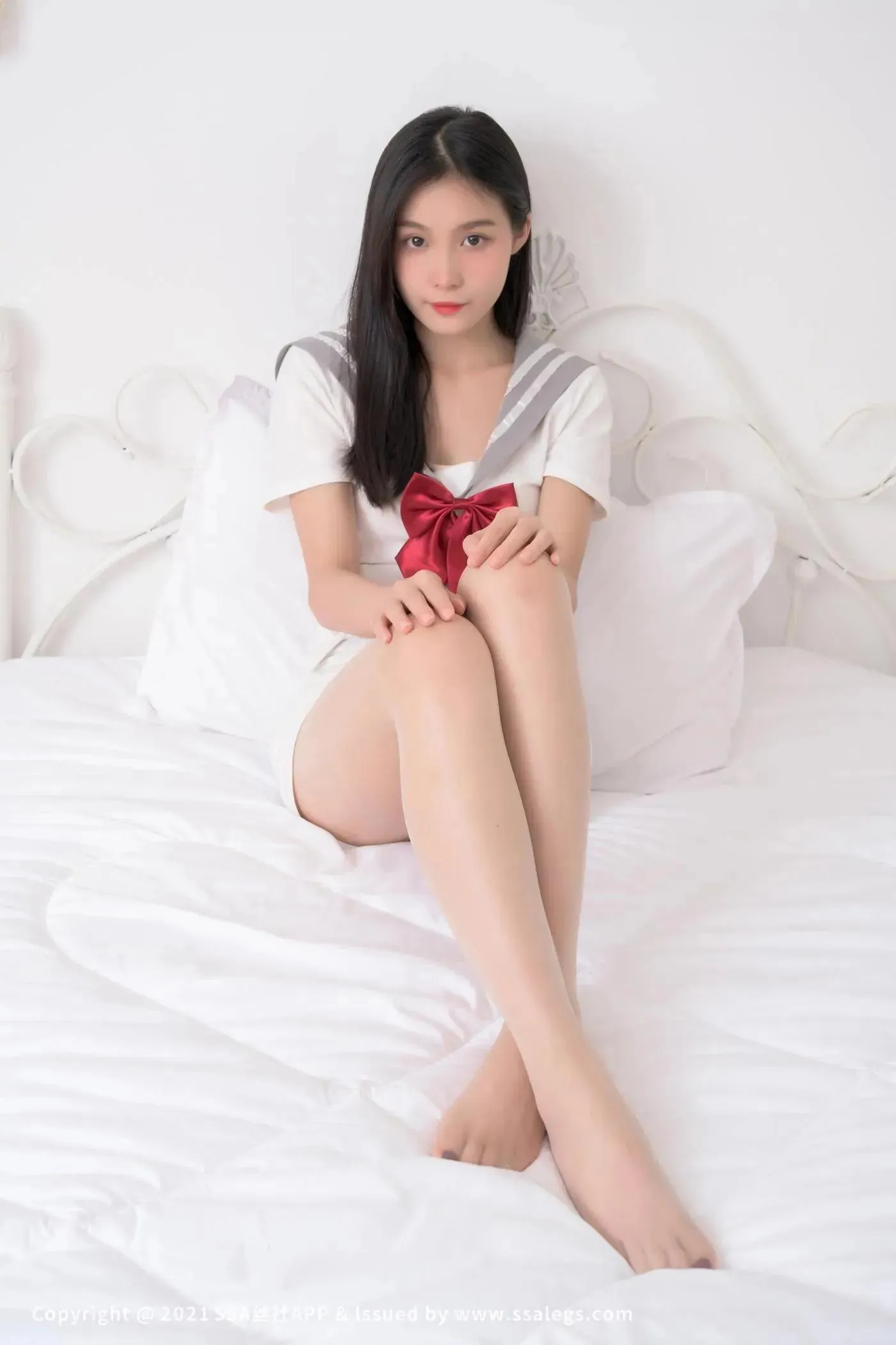[SSA丝社]超清写真 NO.733 腿模君君的肉丝袜玉足（下） [88P]插图2